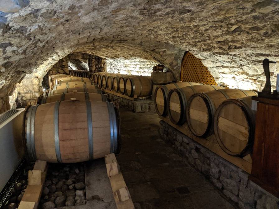 Sightseeing stop in Tvrdoš (Tvrdos), Bosnia-Herzegovina for your private car transfer Budva > Pocitelj | Monterrasol Transfers