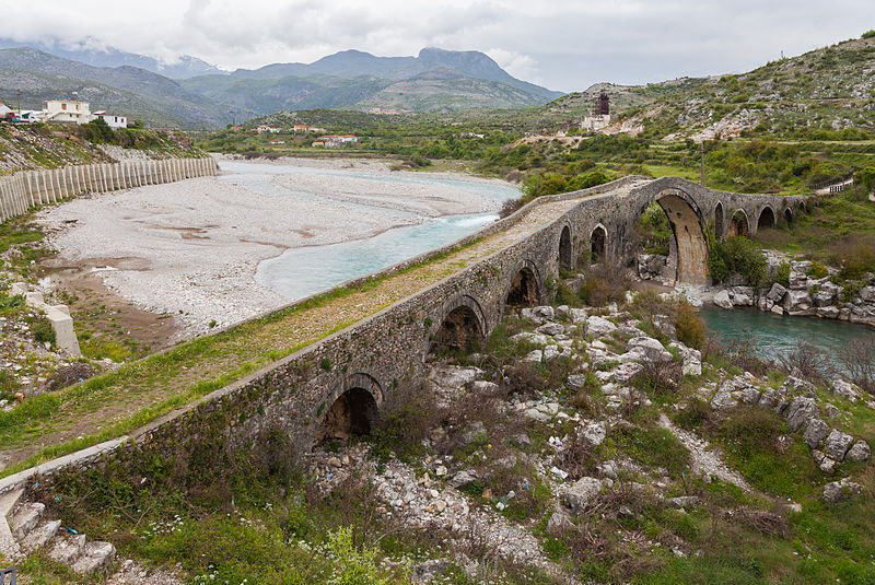 Sightseeing stop in Shkodër (Shkoder), Albania for your private car transfer Ohrid > Perast | Monterrasol Transfers