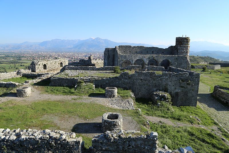 Sightseeing stop in Shkodër (Shkoder), Albania for your private car transfer Kotor > Tirana | Monterrasol Transfers